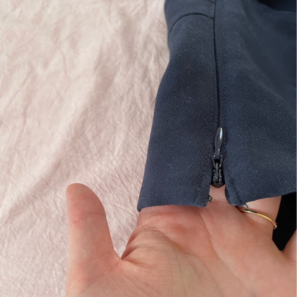 NWT Abercrombie and Fitch Crop Tank - Picture 2 of 4